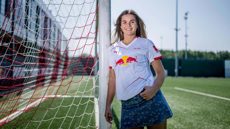 Mercado oficial: amiga de Haaland troca o Sporting pelo Leipzig
