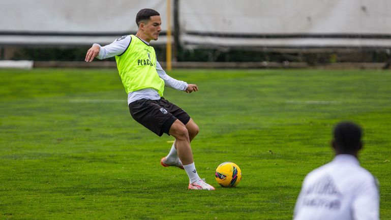 Mercado Vitória de Guimarães: jovem da formação segue para Espanha