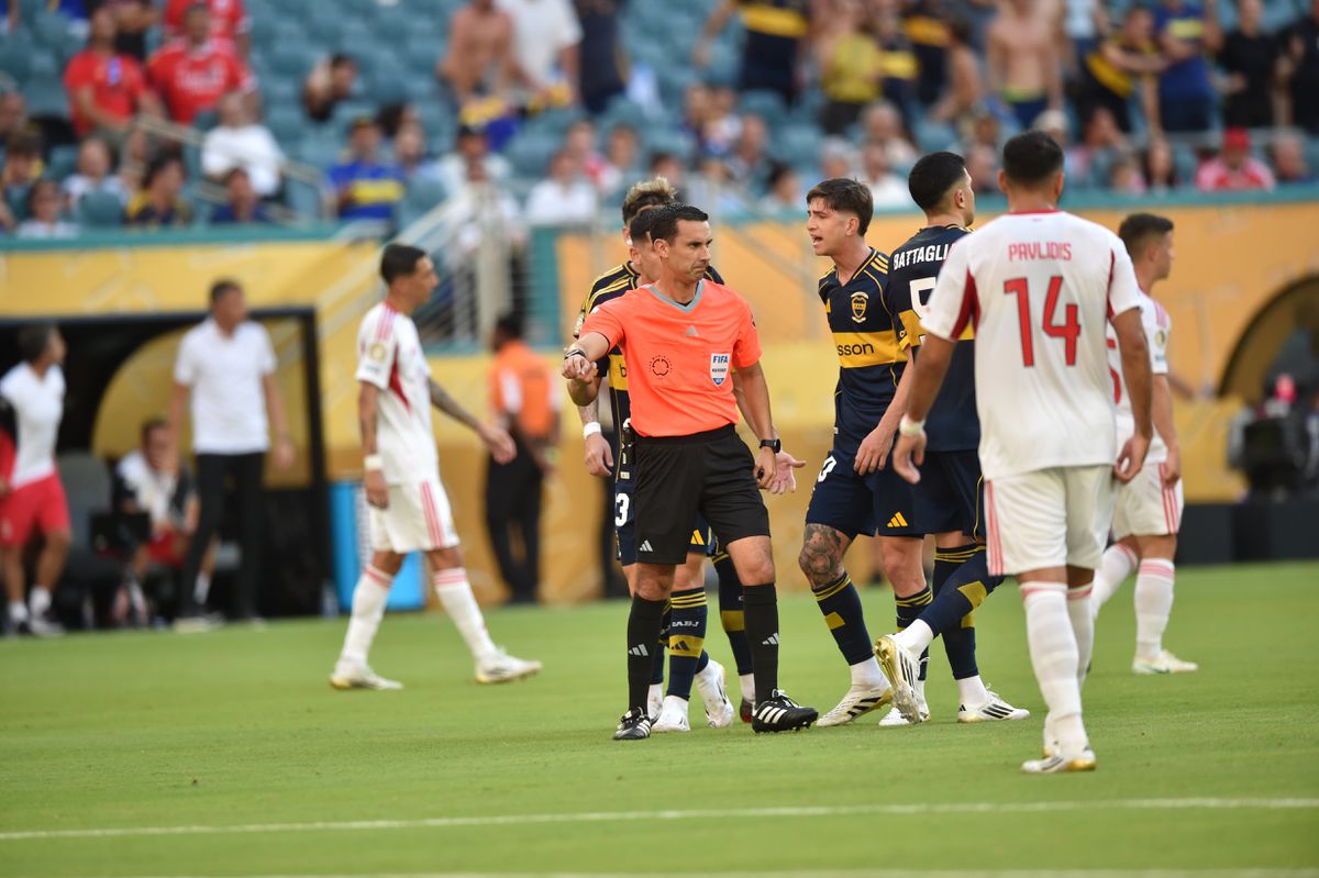 Boca Juniors-Benfica, 2-2 A análise de Pedro Henriques à arbitragem: trabalho desastroso