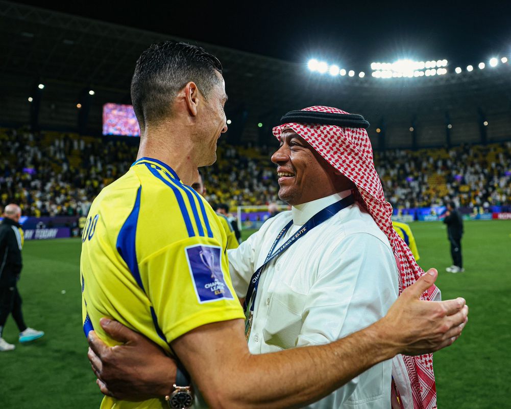 CEO do Al Nassr foi demitido, lança farpas e ameaça ir para a justiça