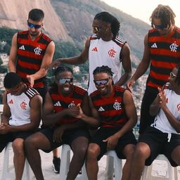 Gonçalo Inácio está no Brasil acompanhado de amigos