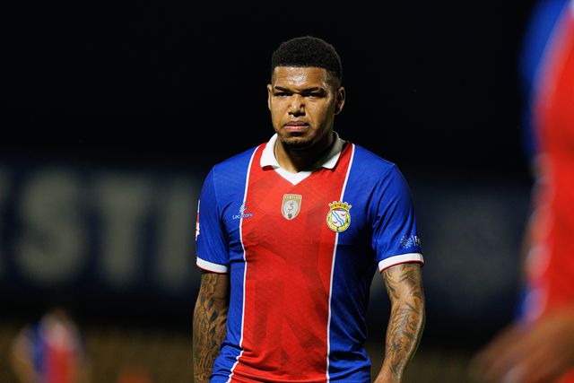 Thauan Lara, lateral-esquerdo do Alverca