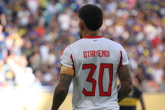 VÍDEO: Otamendi imperial faz o 2-2 para o Benfica