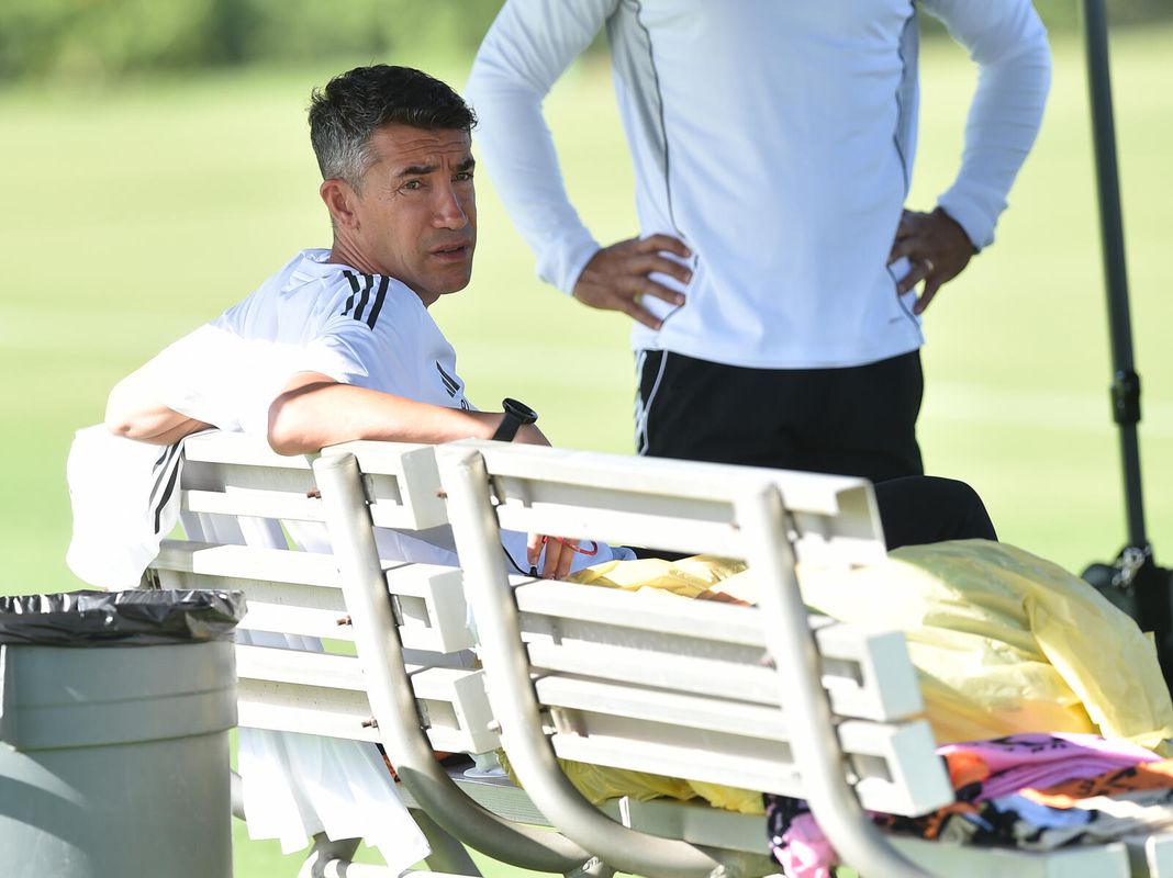 Benfica: Bruno Lage pode receber reforço nos EUA