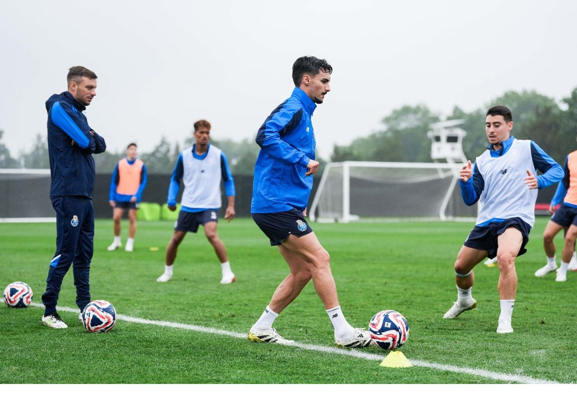 FC Porto continua a preparar Inter Miami sem Diogo Costa