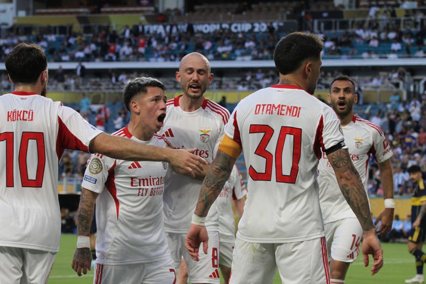 Otamendi esteve em três golos, no sofrido, na origem do penálti convertido por Di María e no que ele próprio assinou e deu um ponto às águias