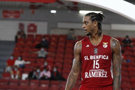 «Queria jogar pelo Benfica para sempre, mas não existe para sempre»