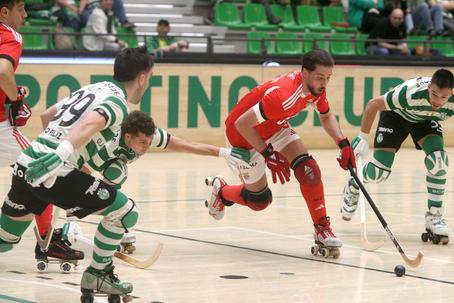 Sporting-Benfica: gritou-se mais um golo, mas não contou...