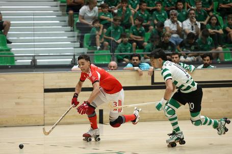 Benfica vence Sporting no João Rocha e fica mais perto do título