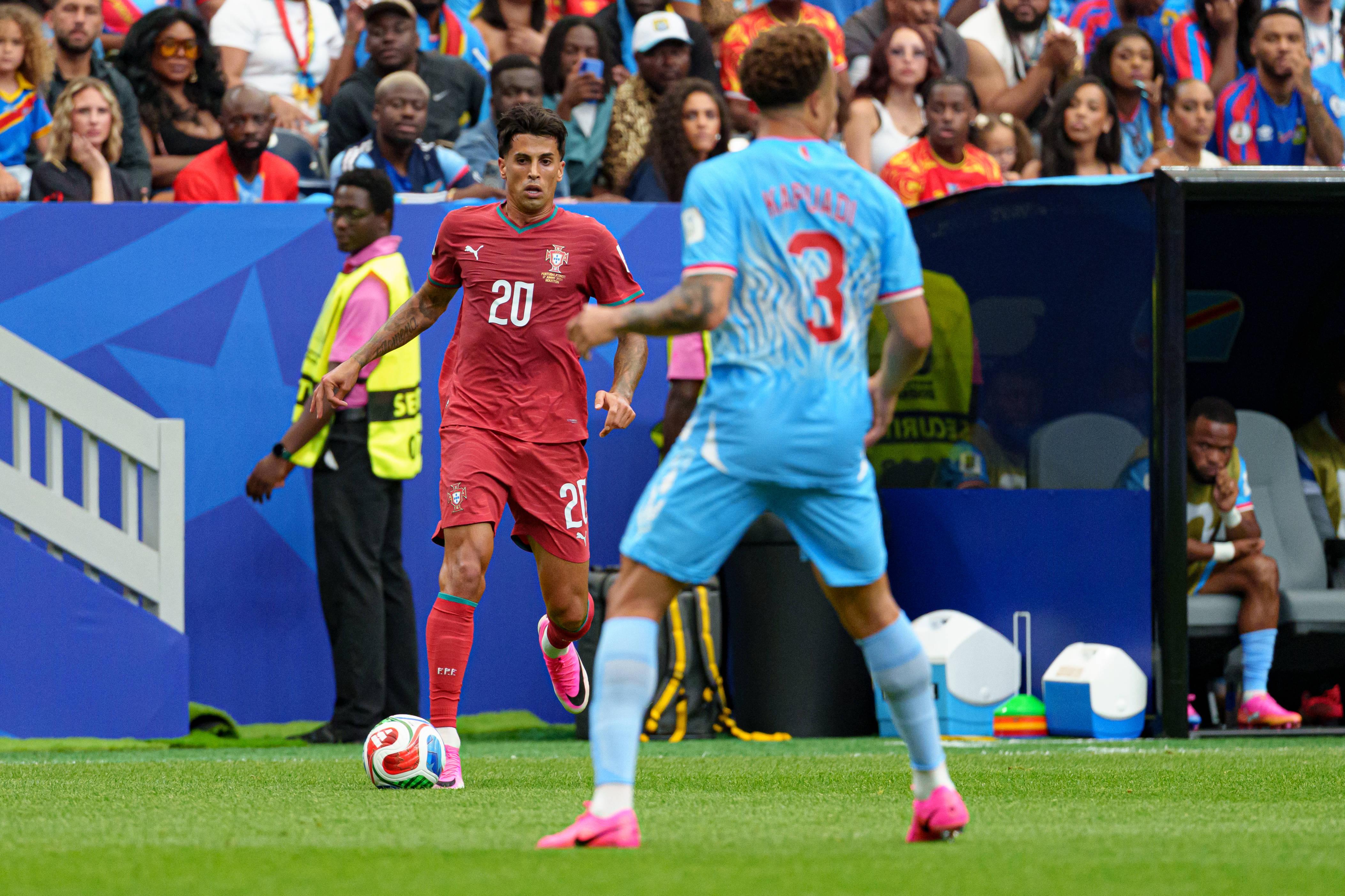 João Cancelo no Portugal-RD Congo do Mundial 2026 (IMAGO)