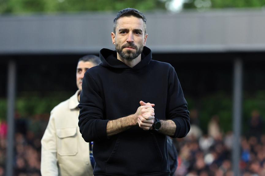 Radomir Kokovic orienta os sérvios do Zeleznicar Pancevo