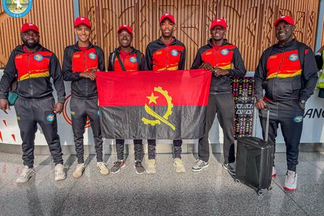 Comitiva angolana em Nairobi para a Tala Davies África
