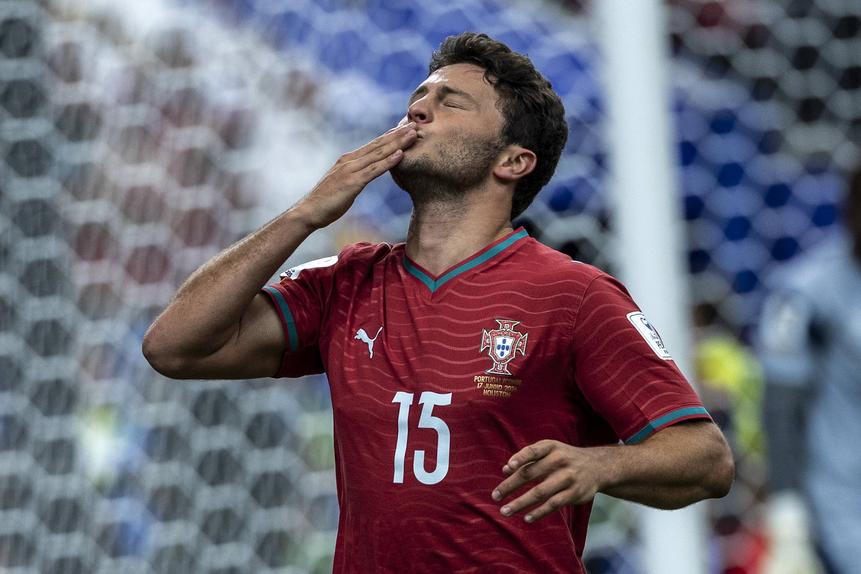 João Neves marcou na estreia em Campeonatos do Mundo