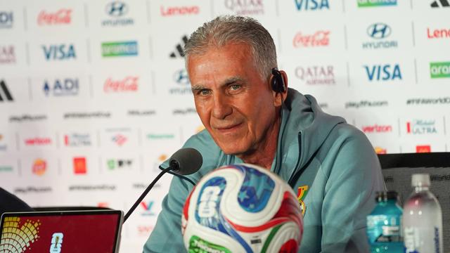 «O único remédio que funciona no futebol é vencer»