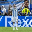 Messi fez hat trick contra a Argélia