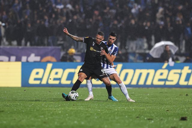 Rio Ave: Clayton Silva a tempo do terceiro teste