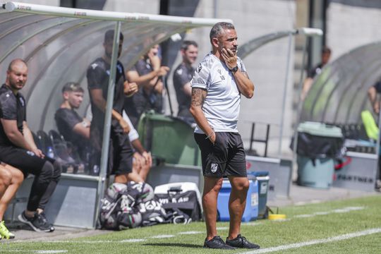 V. Guimarães: onze em Malta sem mexidas