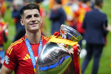 Morata confirma ida para o Milan: «Confiança de Ibrahimovic...»