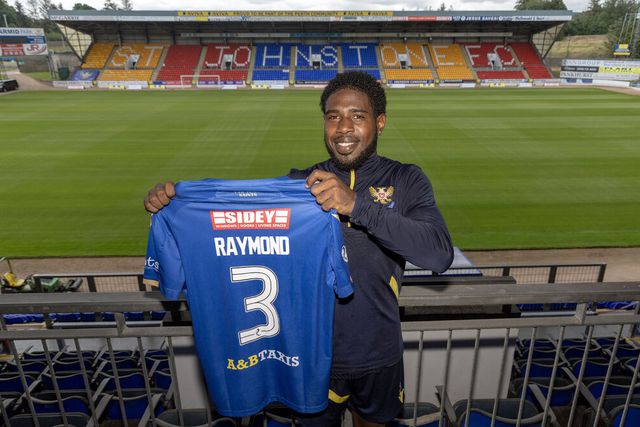 De Vilar de Perdizes para a Escócia: André Raymond assina pelo St. Johnstone