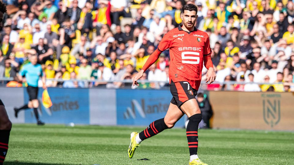 Bayer Leverkusen próximo de assegurar avançado do Rennes