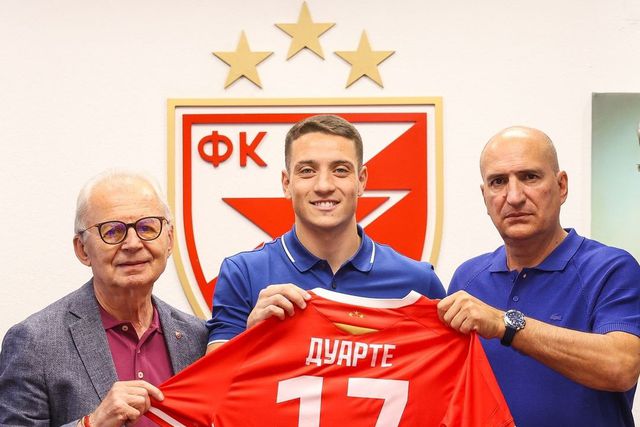 Bruno Duarte oficial no Estrela Vermelha, não esquece o Farense