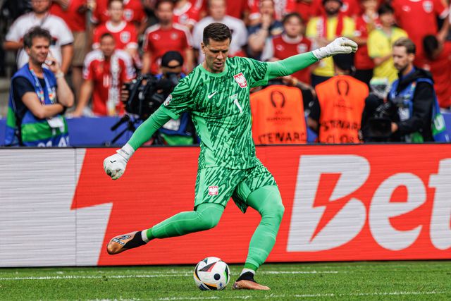 Szczesny mais longe do Al Nassr