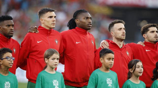 João Palhinha e Rafael Leão ao lado de Diogo Jota na Seleção Nacional