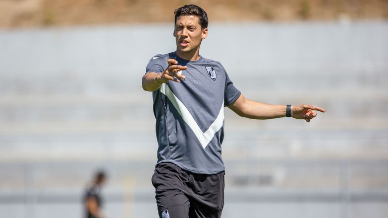 Vitória de Guimarães: Castelo começa a construir-se com retaguarda sólida e eficaz