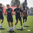 «Vamos!», gritam os jogadores do Benfica (vídeo)