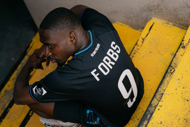 Carlos Forbs apresentado no Brugge. Foto Brugge