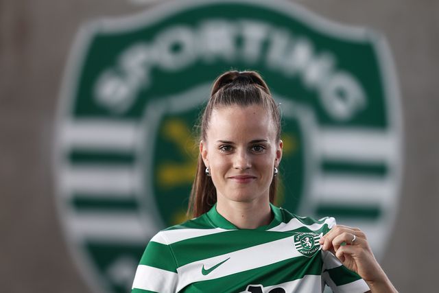 Sporting reforça-se com avançada espanhola