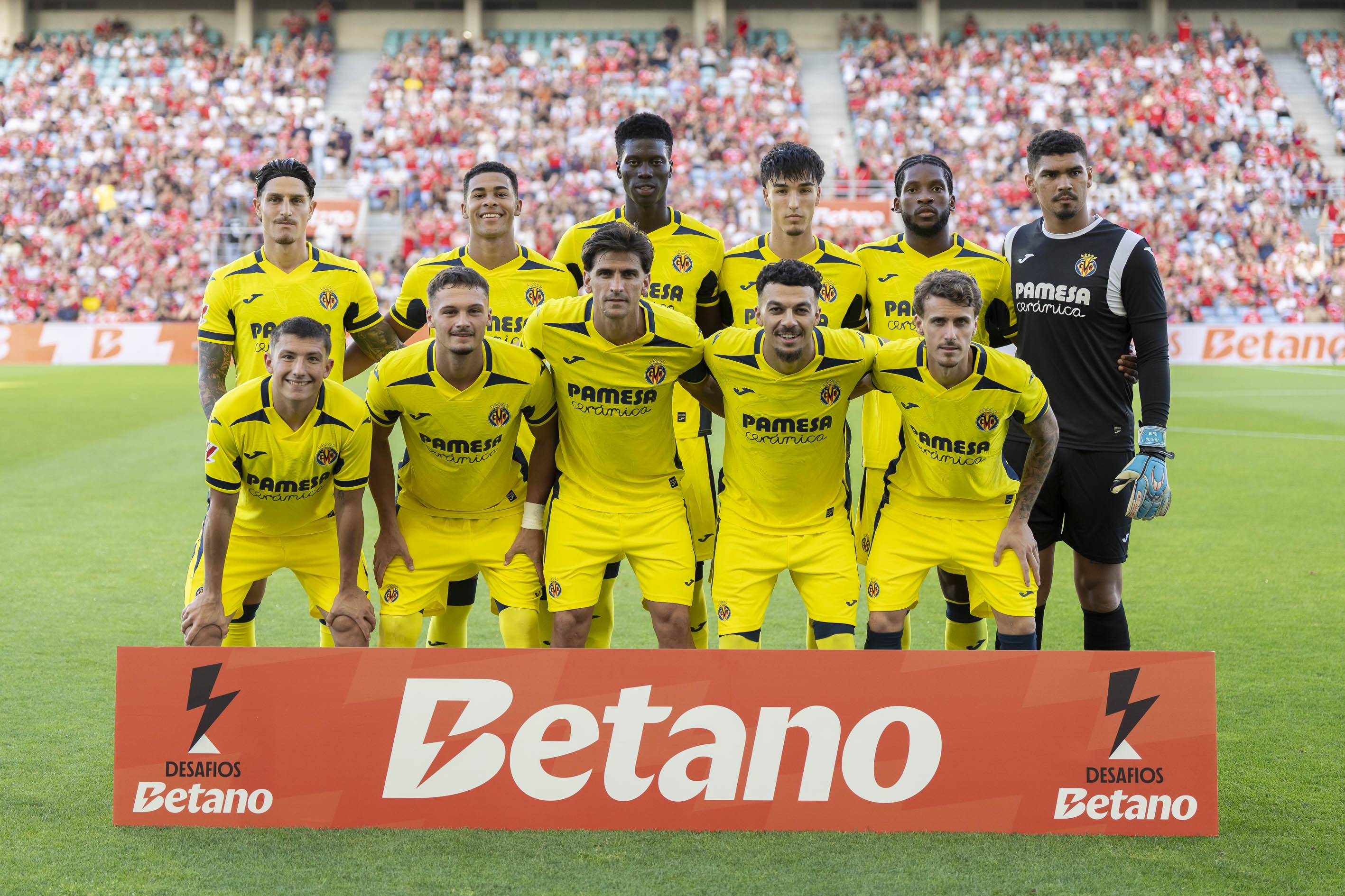 O onze do Villarreal que iniciou a partida com o Benfica. Foto X/Villarreal CF
