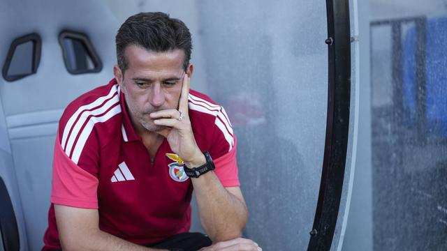 Marco Silva apreensivo