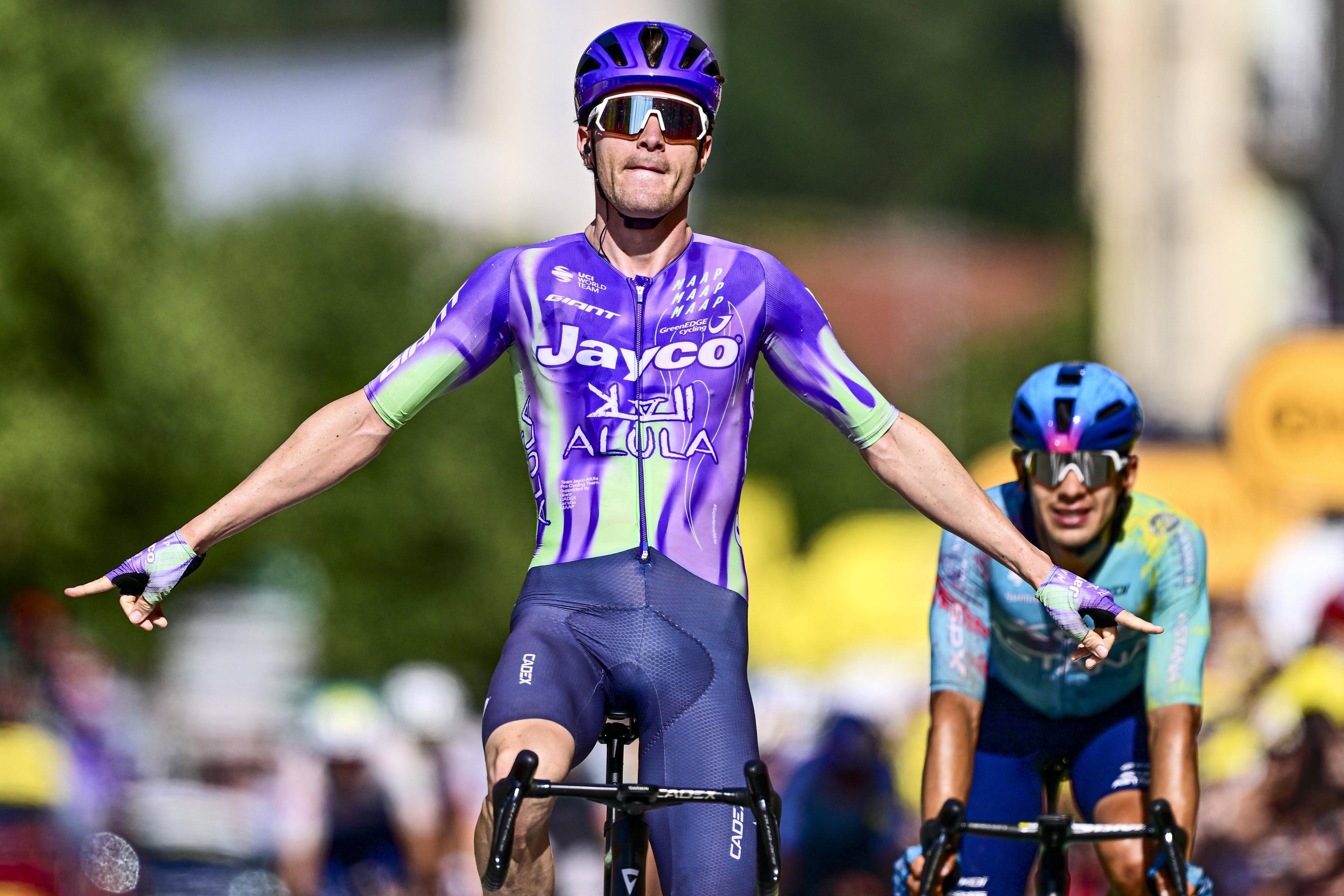 Mauro Schmid foi o melhor na 13.ª etapa do Tour, a mais longa da edição deste ano. IMAGO