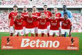 O onze do Benfica que iniciou a partida contra o Villarreal. Foto X/SL Benfica