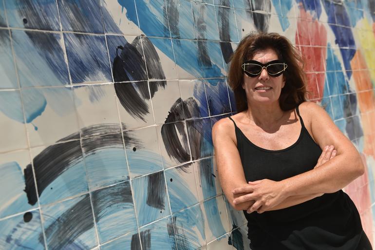Bela Silva, autora da obra, Dança na Relva
Foto: Miguel Nunes
