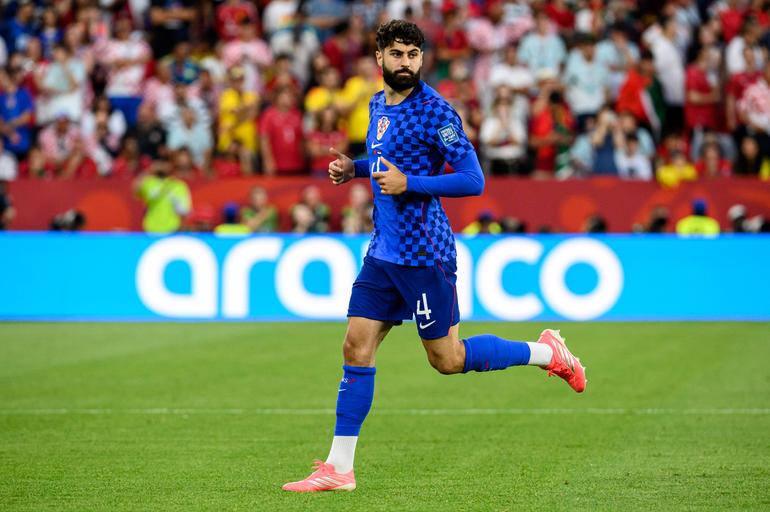 Gvardiol (Croácia): quatro jogos. O defesa do City correu contra o tempo para estar pronto para o Mundial após lesão grave. Voltou à competição em maio, foi titular nos primeiros dois jogos do Mundial... e só jogou cinco minutos nos dois seguintes.