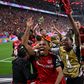 Bayer Leverkusen conquista Supertaça alemã com 10 jogadores