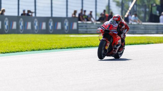 GP Japão: Acosta cai e Bagnaia vence terceiro 'sprint' seguido