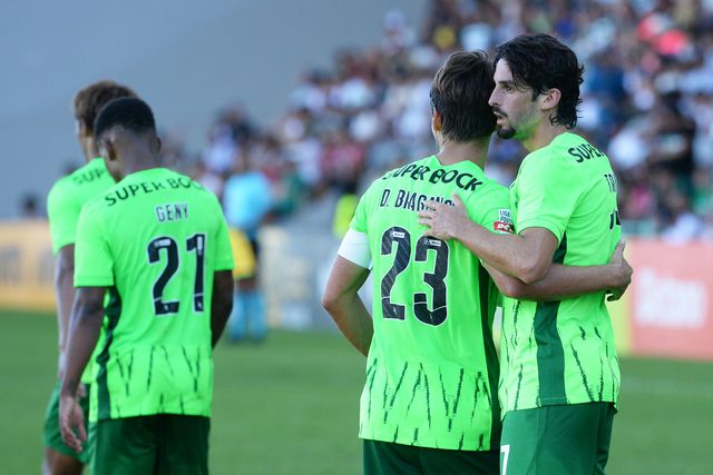 VÍDEO: golaço de Daniel Bragança e Sporting chega aos cinco