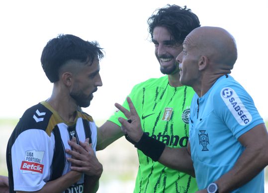 Duarte Gomes analisa a arbitragem do Nacional-Sporting