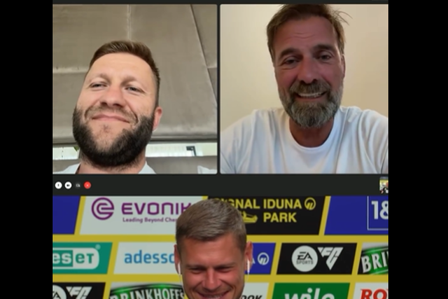 Klopp regressa ao banco do Dortmund... para jogo especial