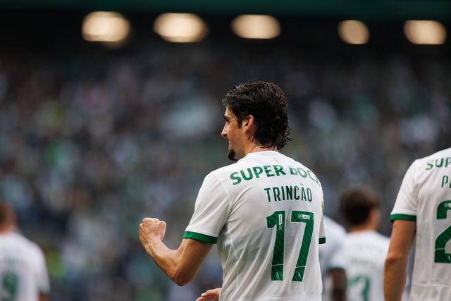 VÍDEO: Trincão marca após passe de Geny Catamo e Sporting já goleia
