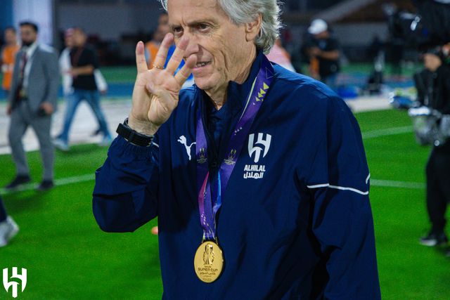 Jesus já tem mais troféus do que derrotas