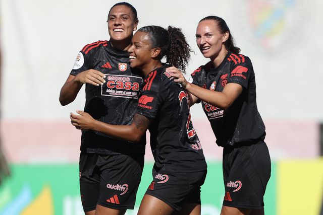 Benfica vence Damaiense nos penáltis e está na final da Supertaça
