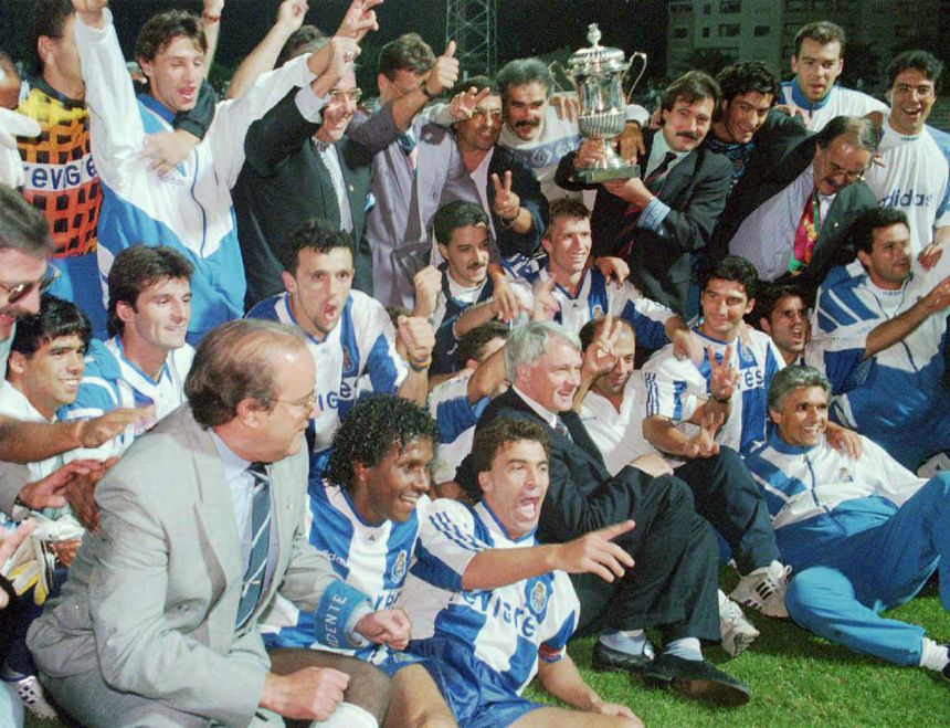 FC Porto faz a festa em Coimbra após a conquista da Supertaça