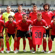 Equipa do Penafiel com camisola de André Silva. Foto Penafiel/X
