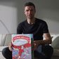 Thomas Muller lança livro infantil e 'goza' com Messi e Neymar