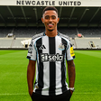 Jacob Ramsey tem novo clube. Foto Newcastle/X