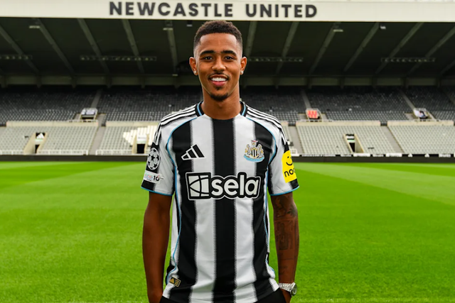 Jacob Ramsey tem novo clube. Foto Newcastle/X